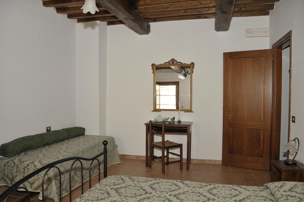 Agriturismo Renai E Monte II غامباسي تيرمي المظهر الخارجي الصورة