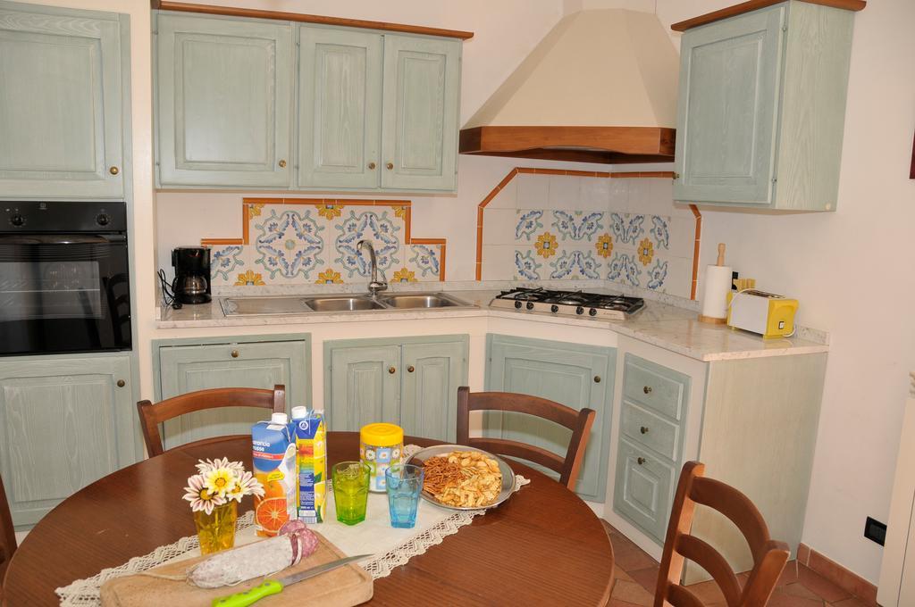 Agriturismo Renai E Monte II غامباسي تيرمي المظهر الخارجي الصورة